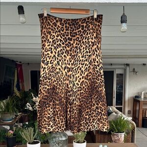 Jones New York Leopard Print A-line Flowy  Skirt Size 8